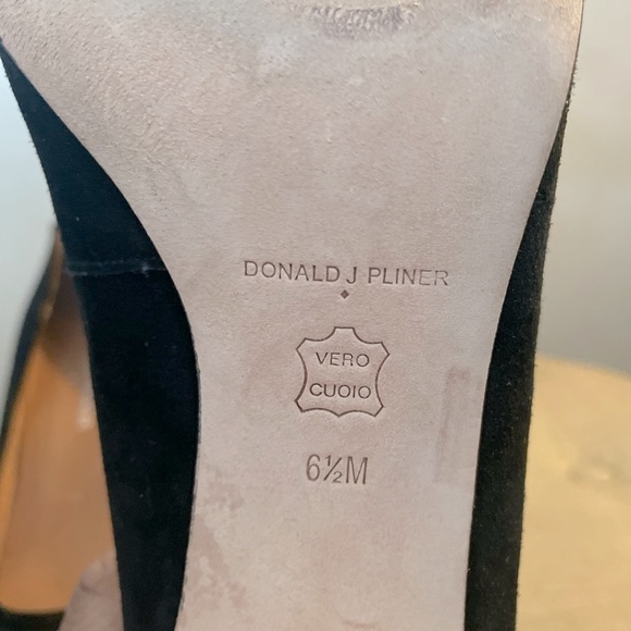 Donald J Pliner Black Suede Shoes - Size 6.5 - Picture 10 of 11